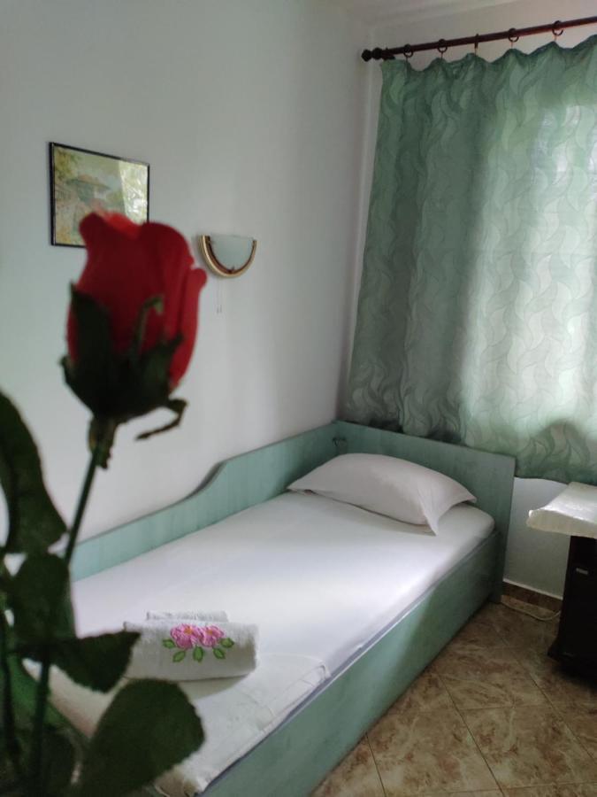 Две Сестри Lozenets Esterno foto